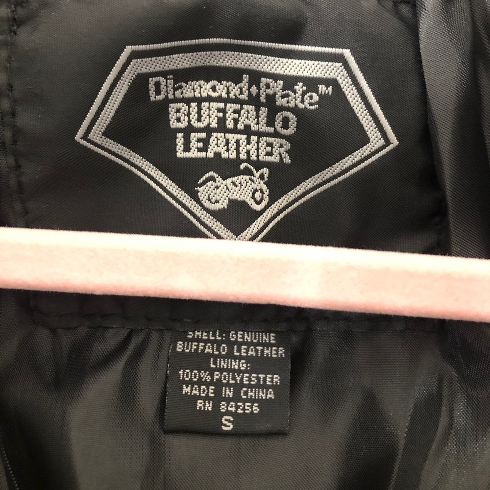 Leather Jacket - Picture 6 of 6